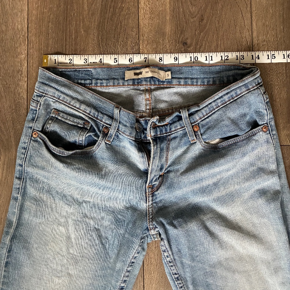 Levi’s 525 skinny jeans